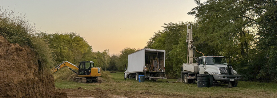 ie-drill-rig-midi-box-truck